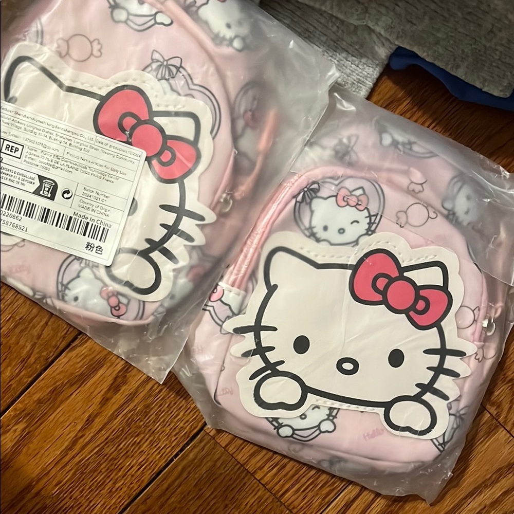 Hello Kitty side bags